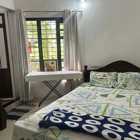 Chaithritha Ladies Only Homestay Thiruvananthapuram Exterior photo