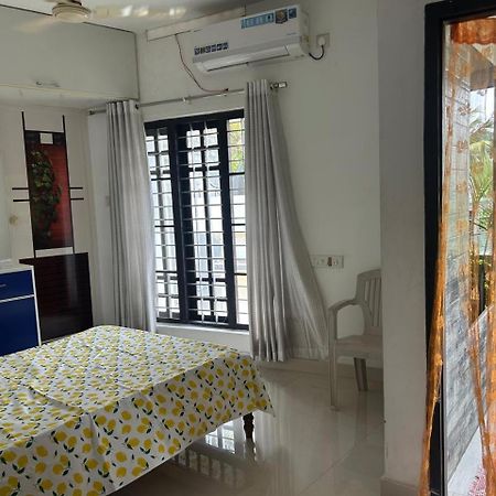 Chaithritha Ladies Only Homestay Thiruvananthapuram Exterior photo