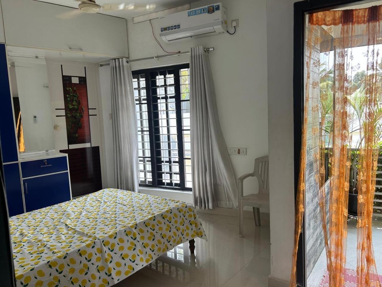 Chaithritha Ladies Only Homestay Thiruvananthapuram Exterior photo