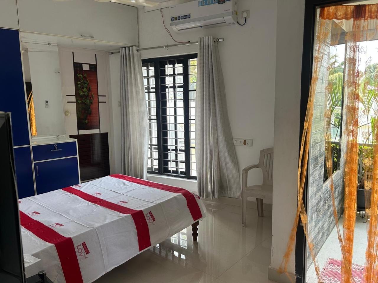 Chaithritha Ladies Only Homestay Thiruvananthapuram Exterior photo