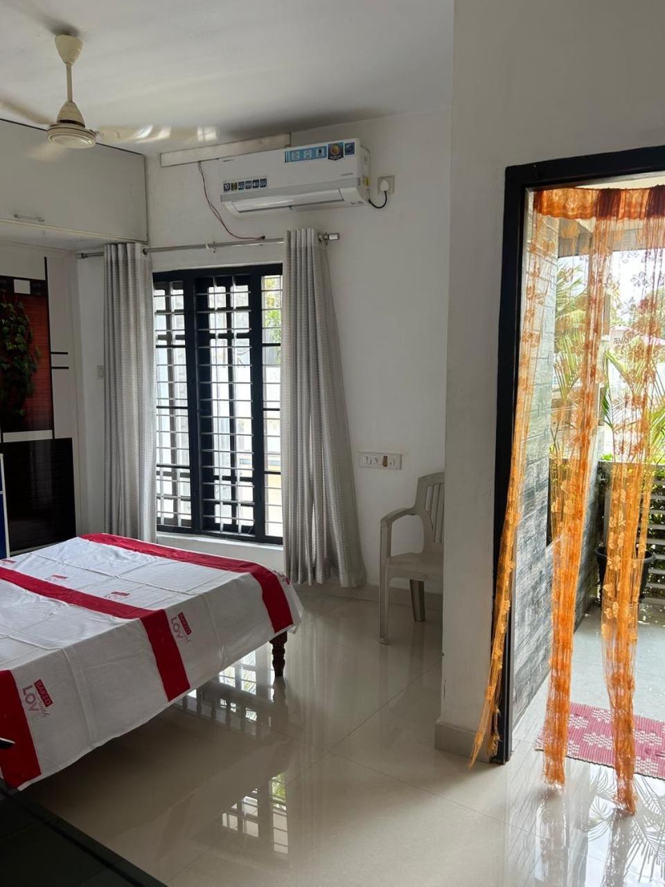 Chaithritha Ladies Only Homestay Thiruvananthapuram Exterior photo